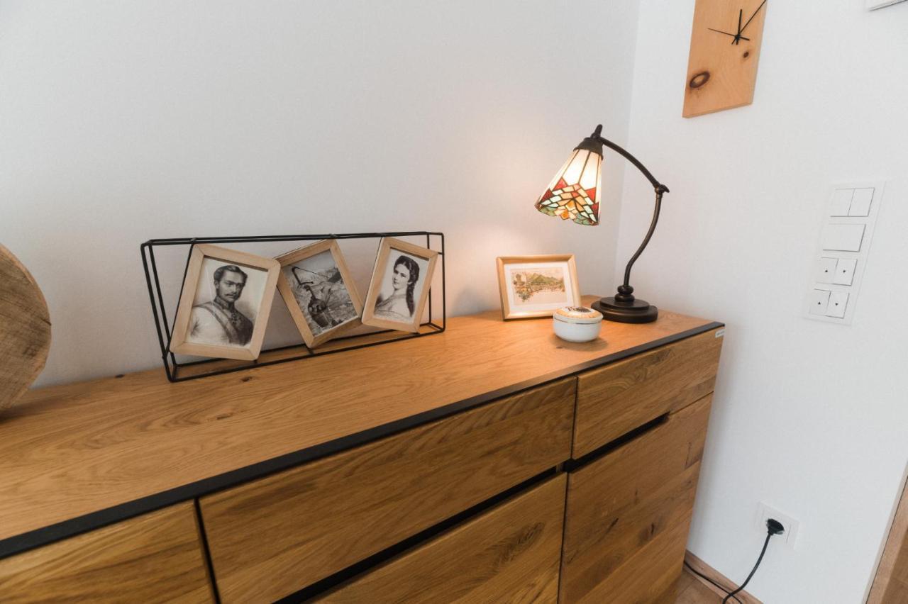 Ferienwohnung Bergsonne Mit Sonnenbalkon Und Tiefgaragen Parkplatz Bad Ischl Kültér fotó