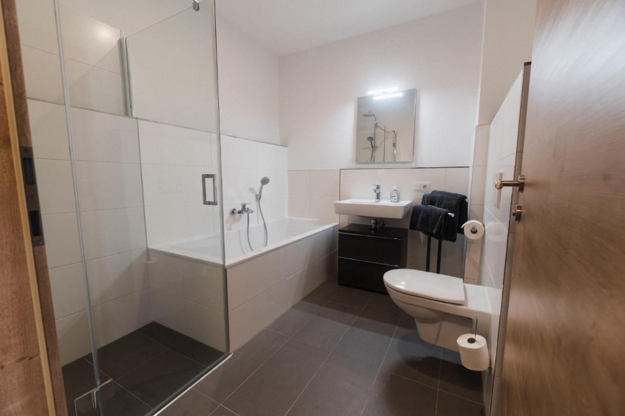 Ferienwohnung Bergsonne Mit Sonnenbalkon Und Tiefgaragen Parkplatz Bad Ischl Kültér fotó